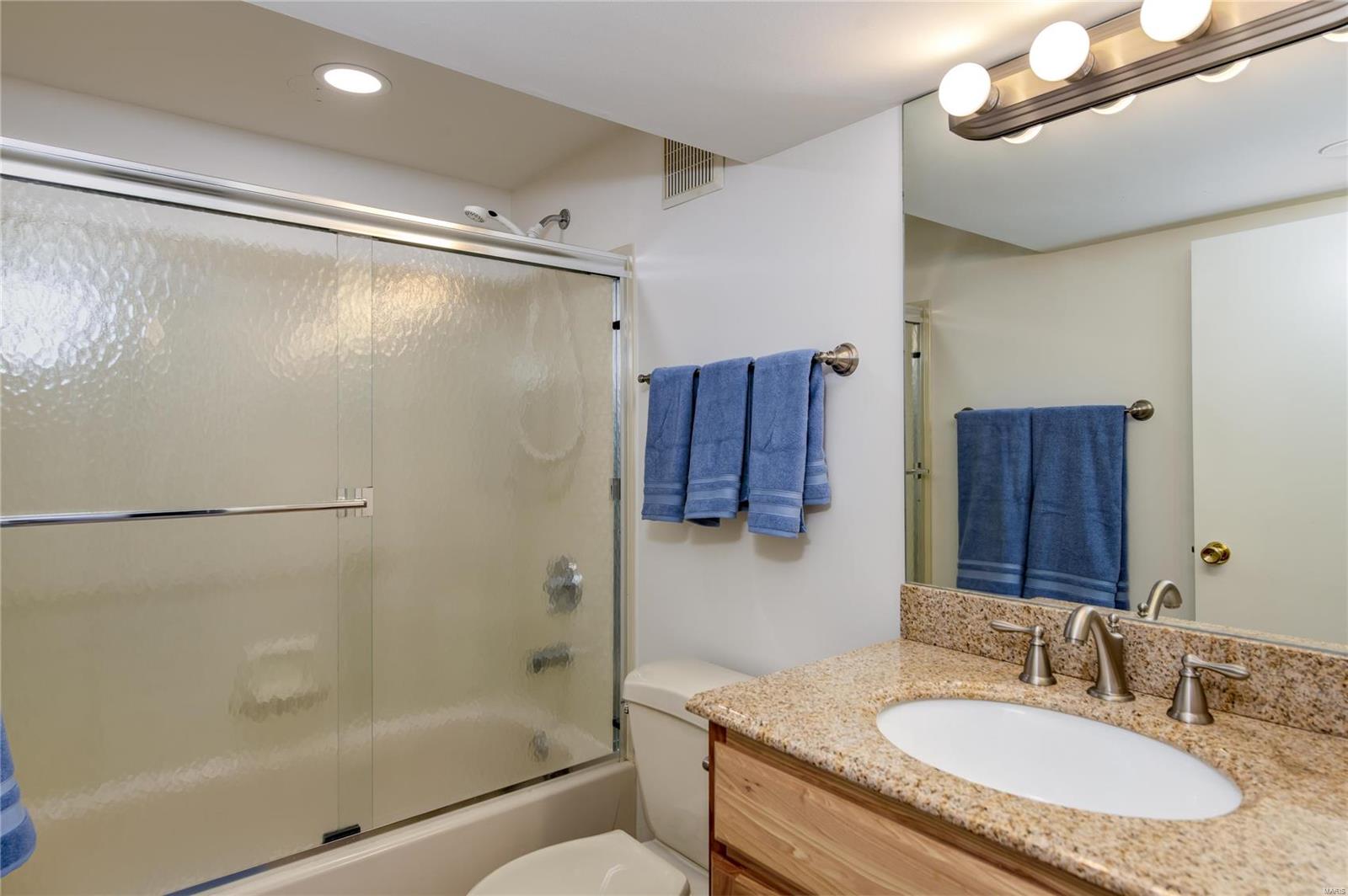 Davis Place - Residential