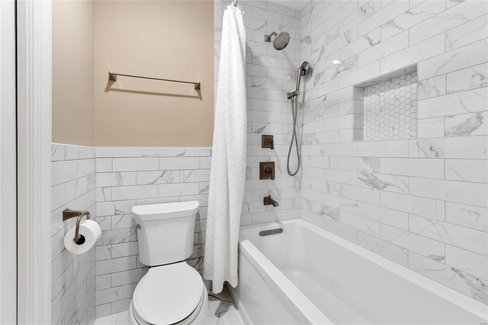 Rolling View Farms - Residential