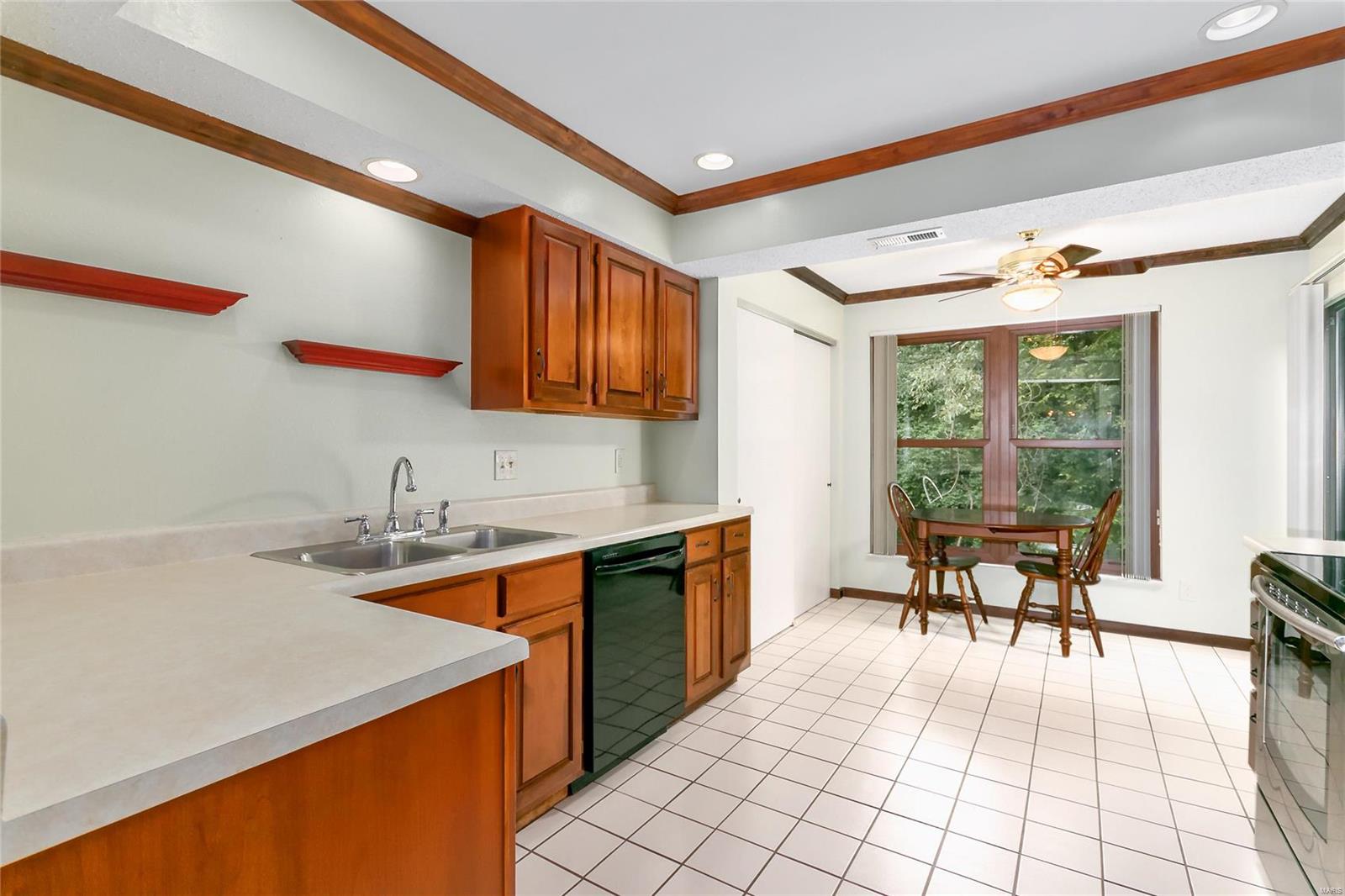 Royal Pines 1 Condo Fourth - Residential