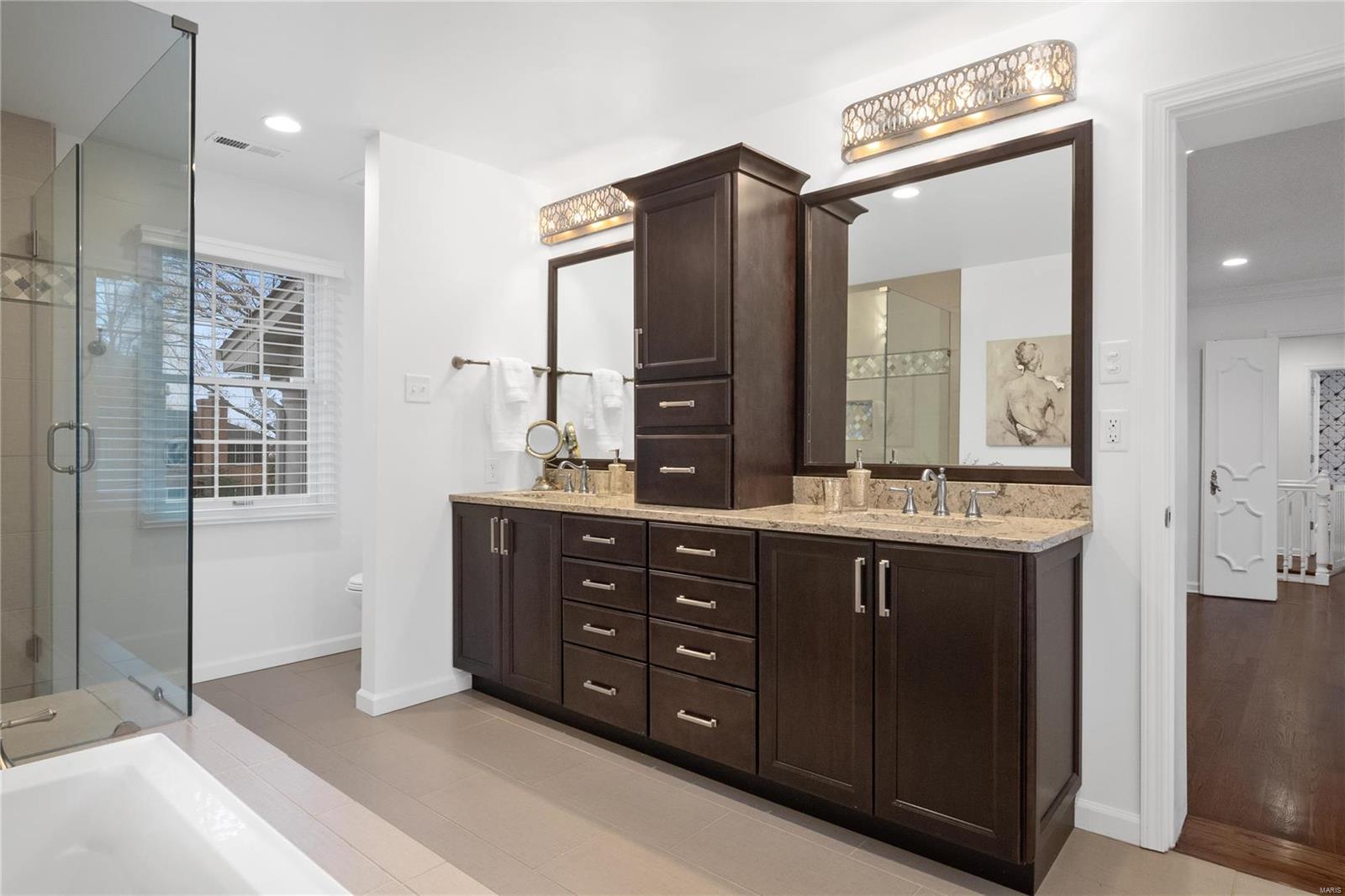 Countryshire Place - Residential