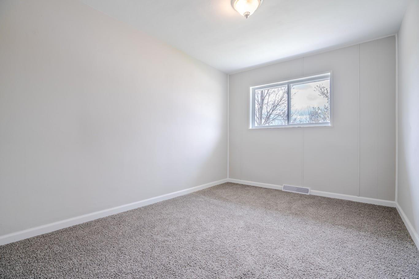 West View Ac - Residential