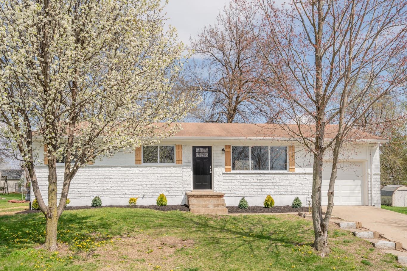 West View Ac - Residential