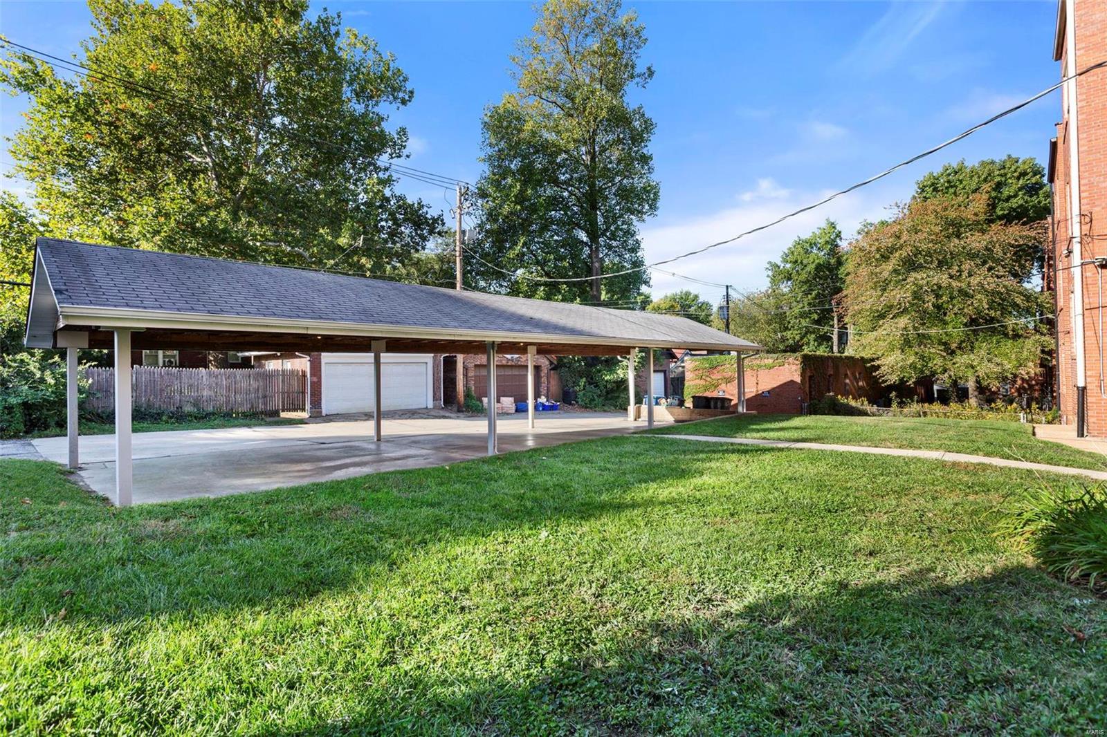 Demun Park - Residential Income