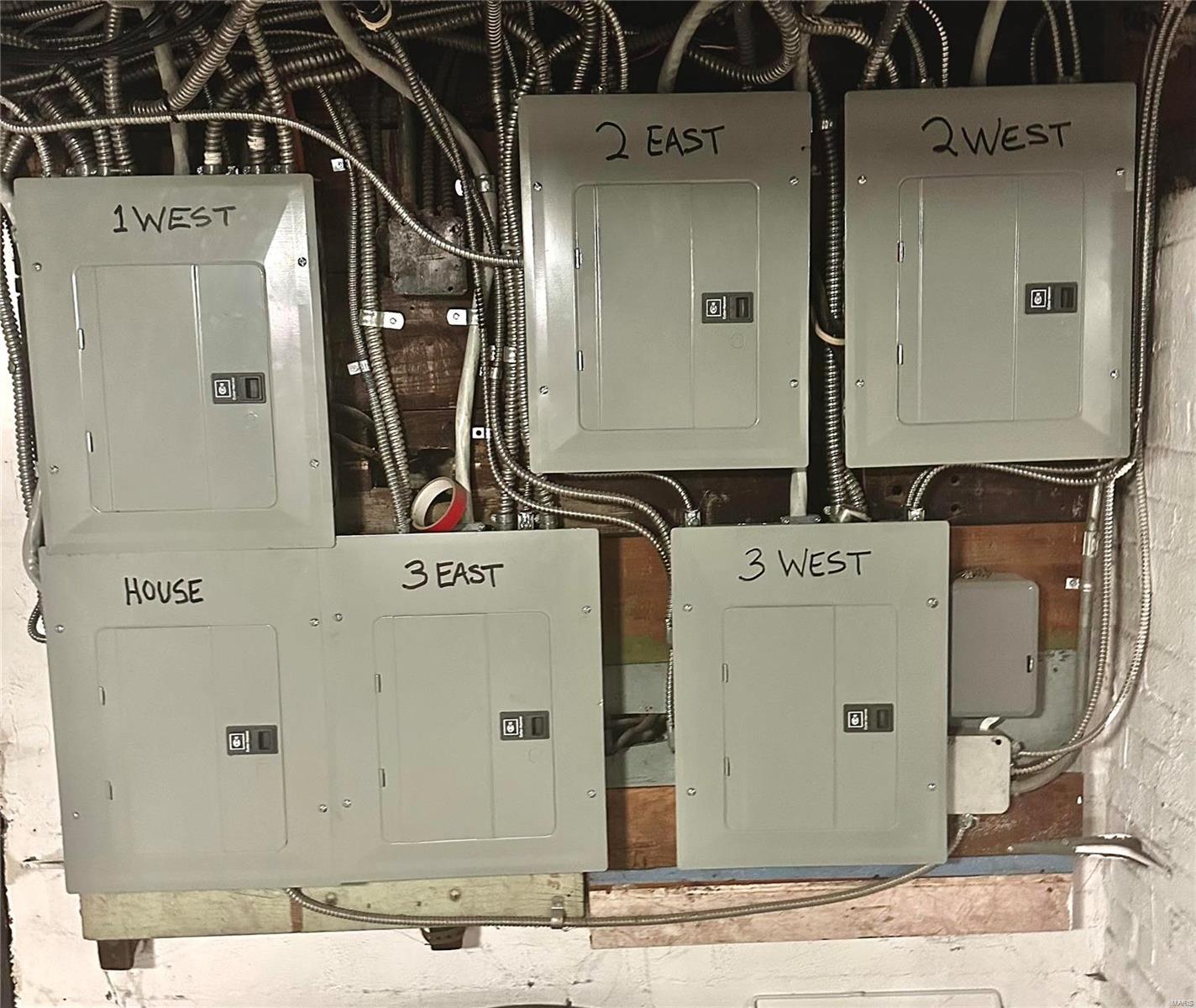 Demun Park - Residential Income