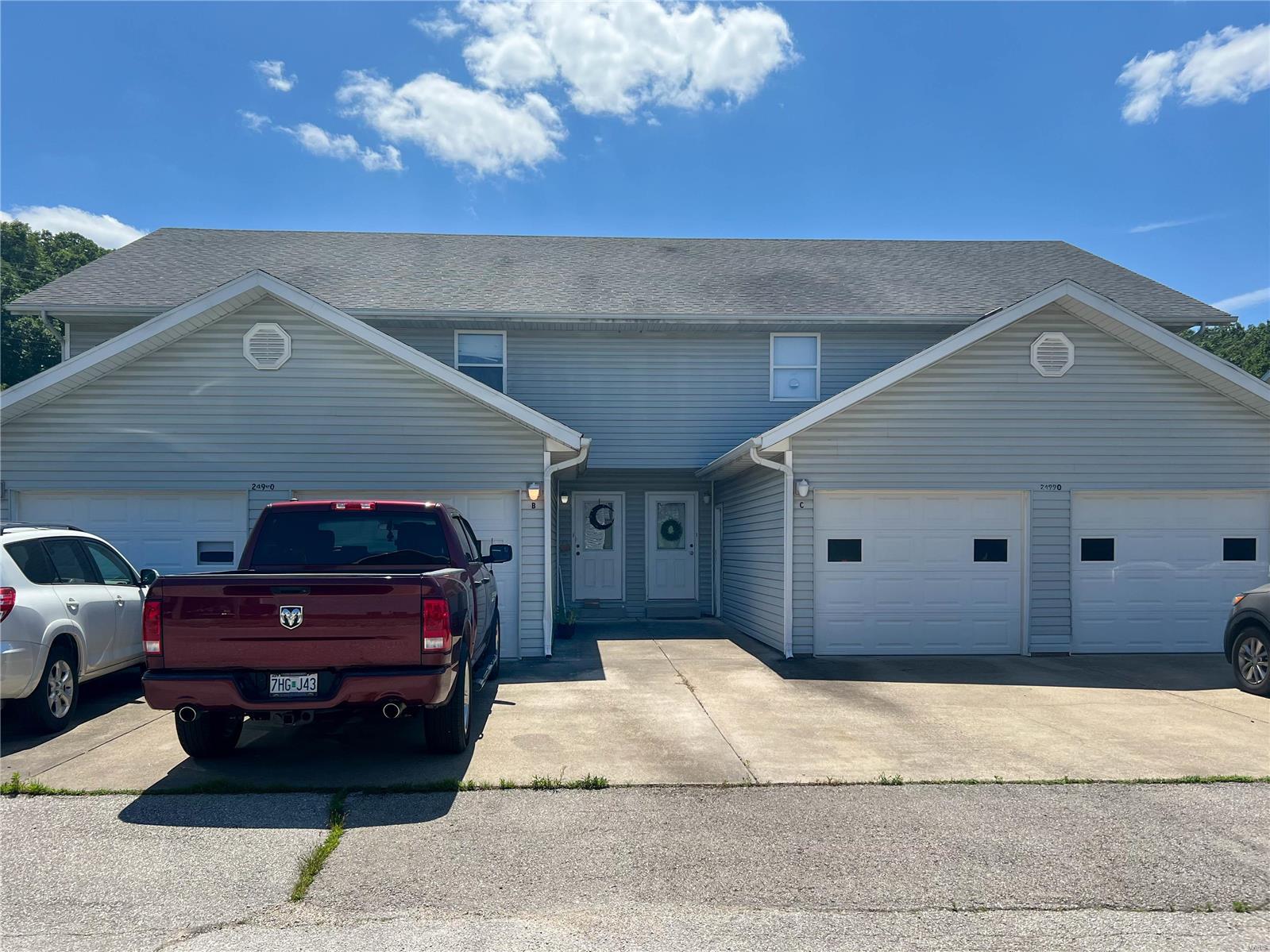 Hunters Point Town Homes - Residential Income