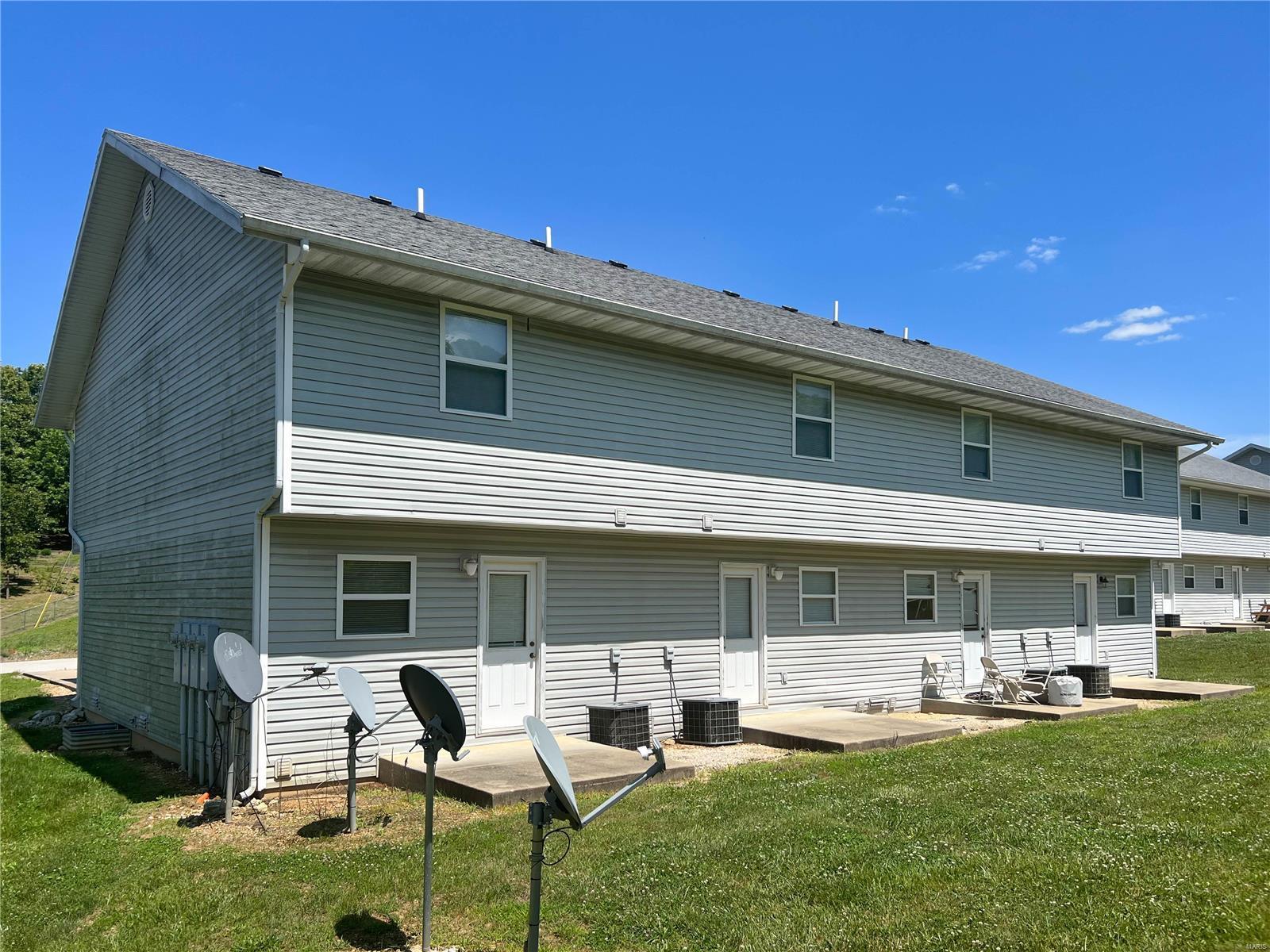 Hunters Point Town Homes - Residential Income