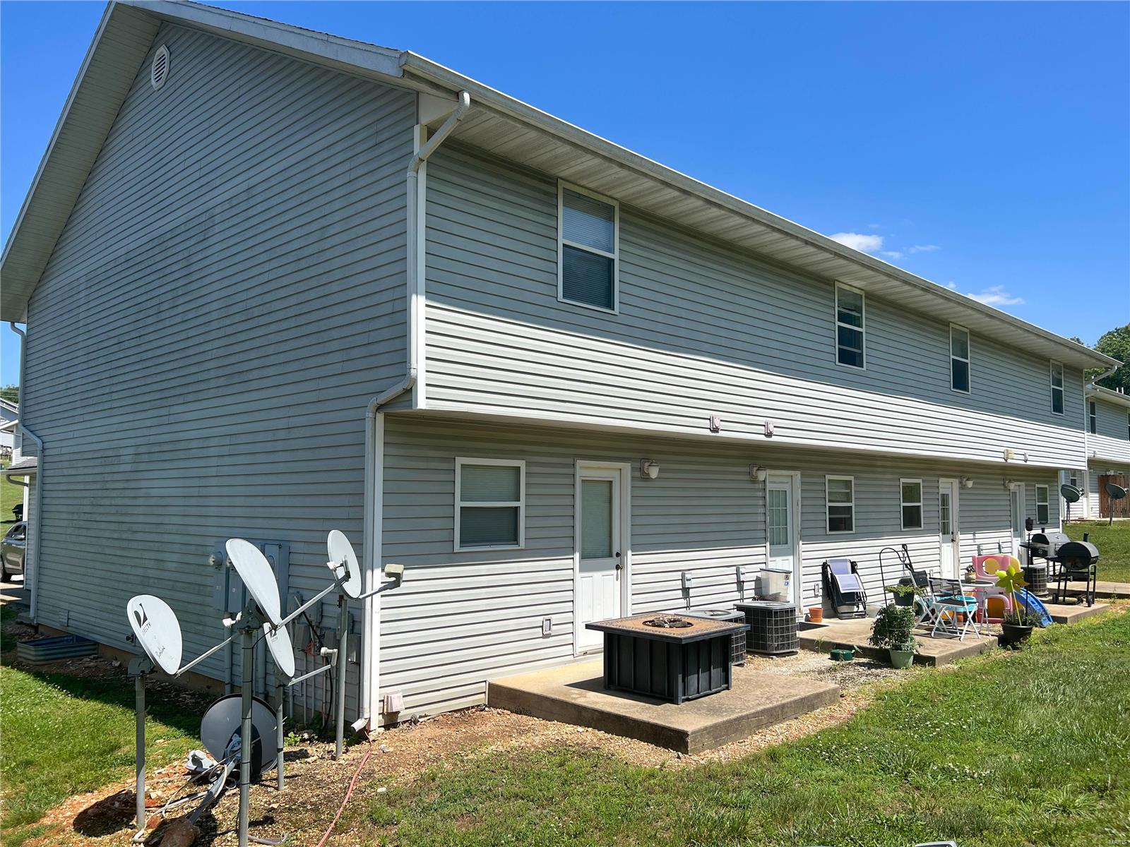 Hunters Point Town Homes - Residential Income