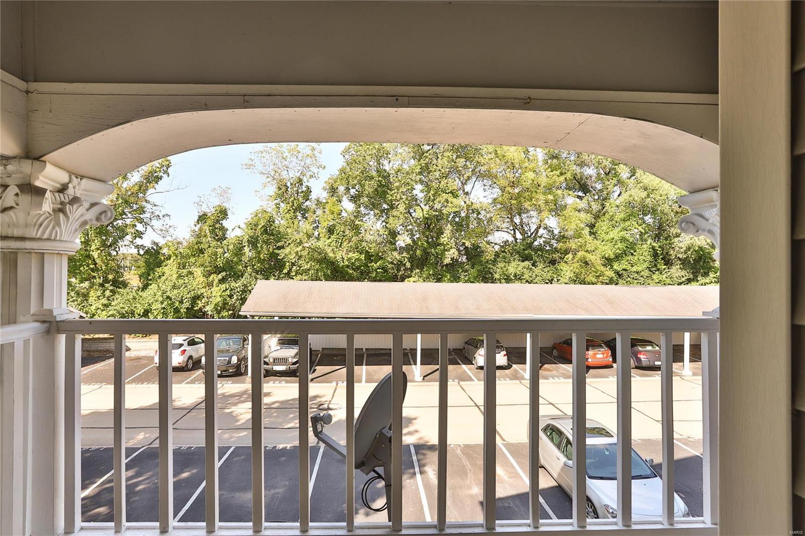Creve Coeur Crossing Condo - Residential