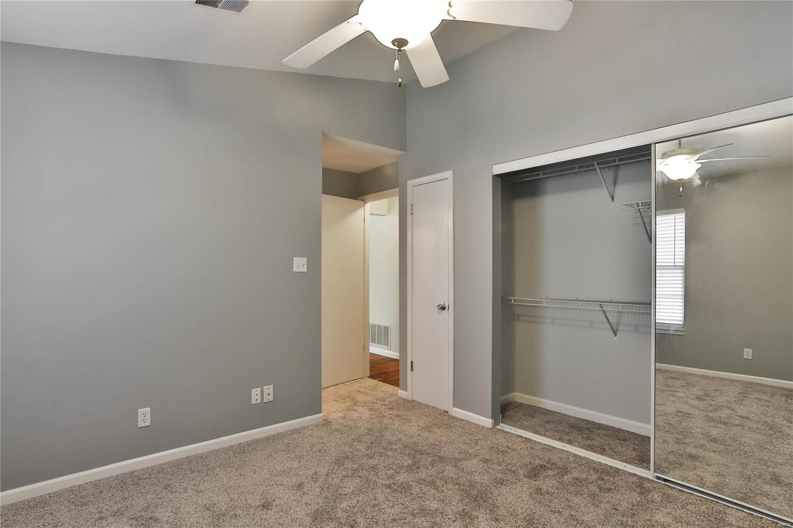 Creve Coeur Crossing Condo - Residential