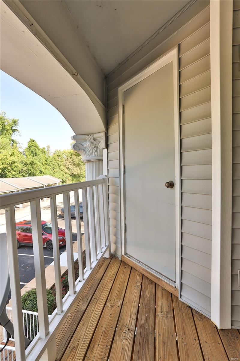 Creve Coeur Crossing Condo - Residential