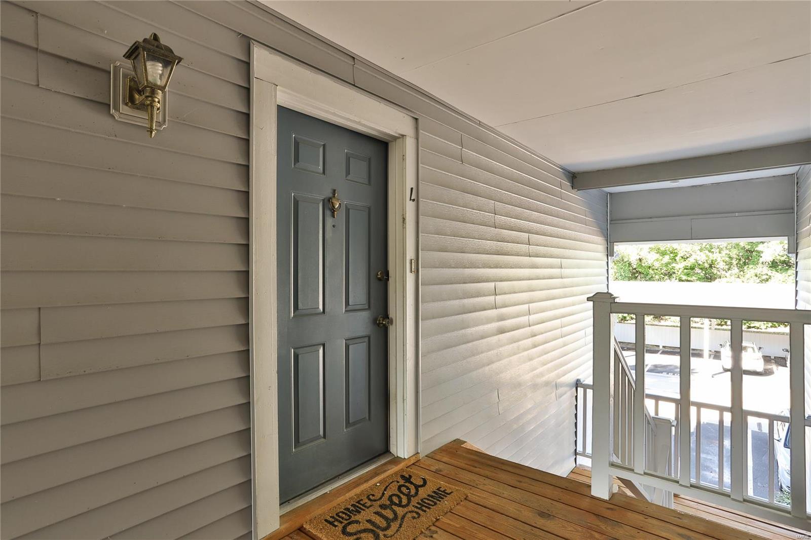 Creve Coeur Crossing Condo - Residential
