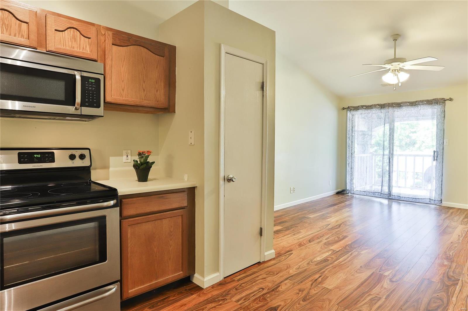 Creve Coeur Crossing Condo - Residential