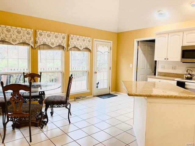 Lexington Place - Residential