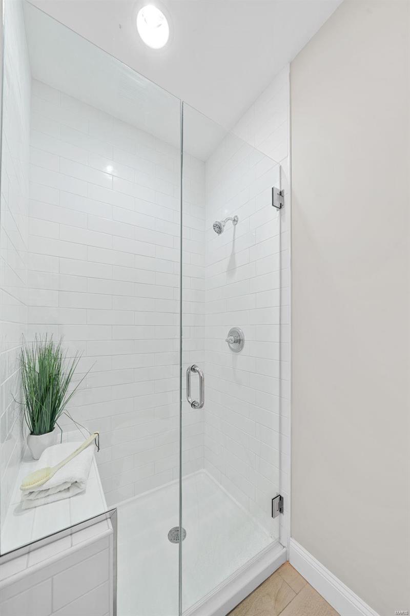 Russell Place Add - Residential