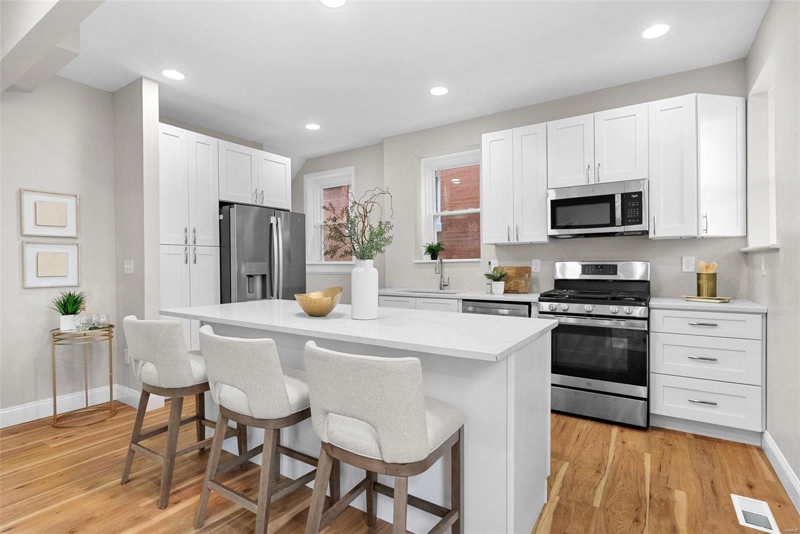 Russell Place Add - Residential