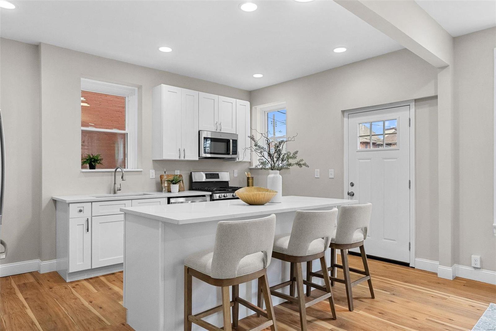 Russell Place Add - Residential