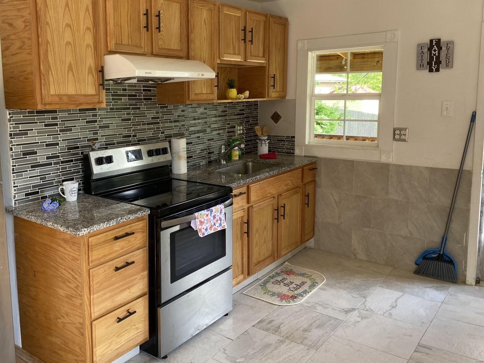 Holloway Add - Residential