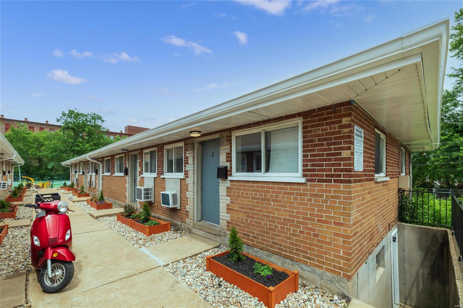 Dundee Add - Residential Income