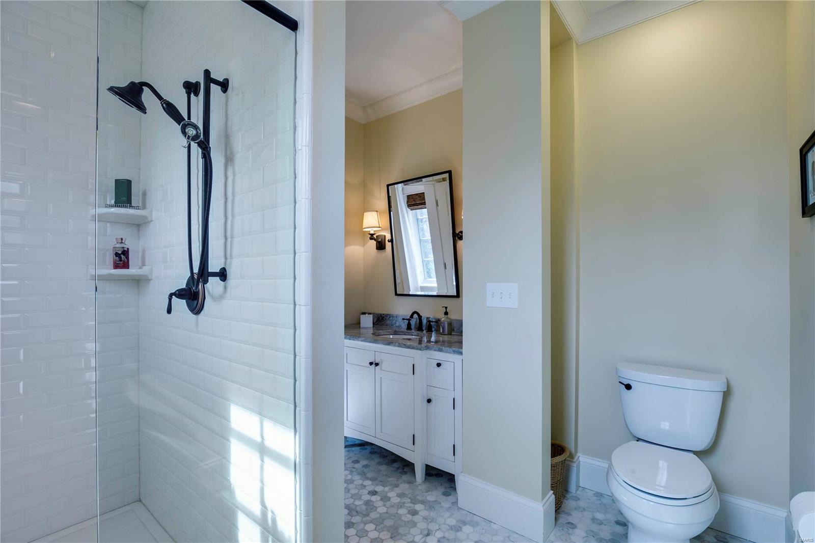 Mcdonald Tr Pt 2 Lts 31 & 32 & Sarpy - Residential