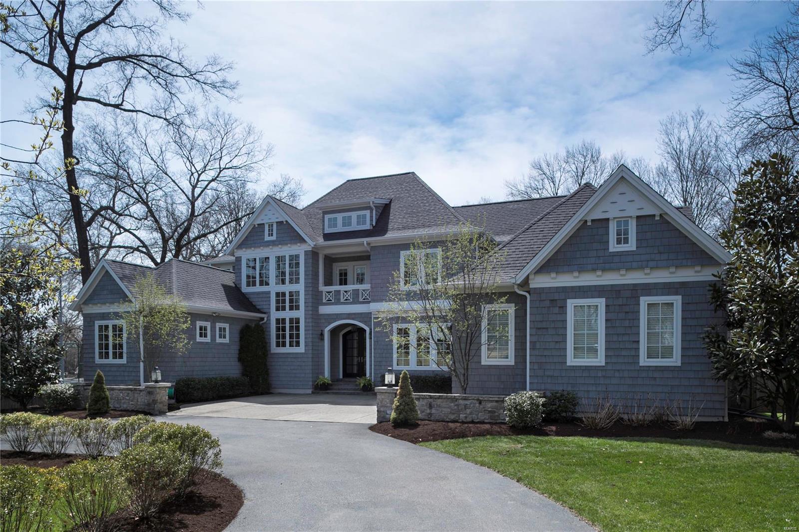 Mcdonald Tr Pt 2 Lts 31 & 32 & Sarpy - Residential