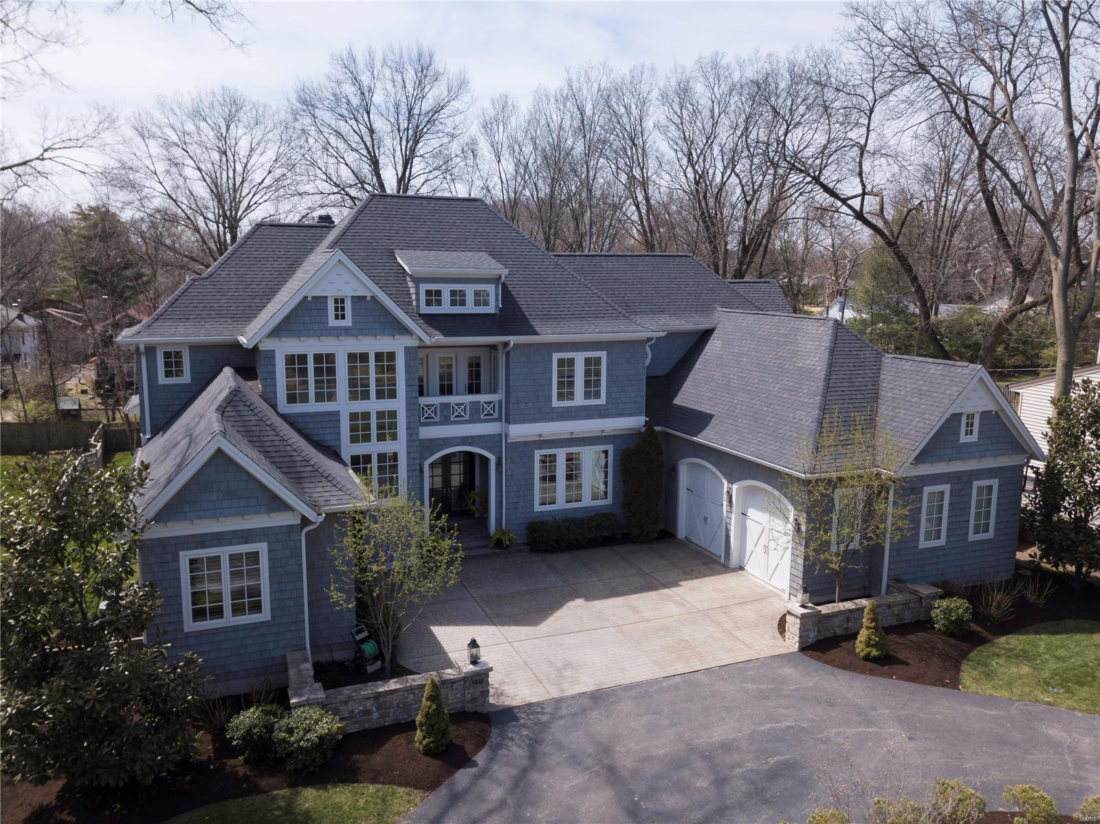 Mcdonald Tr Pt 2 Lts 31 & 32 & Sarpy - Residential