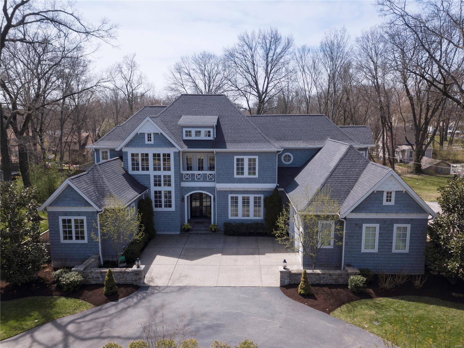 Mcdonald Tr Pt 2 Lts 31 & 32 & Sarpy - Residential