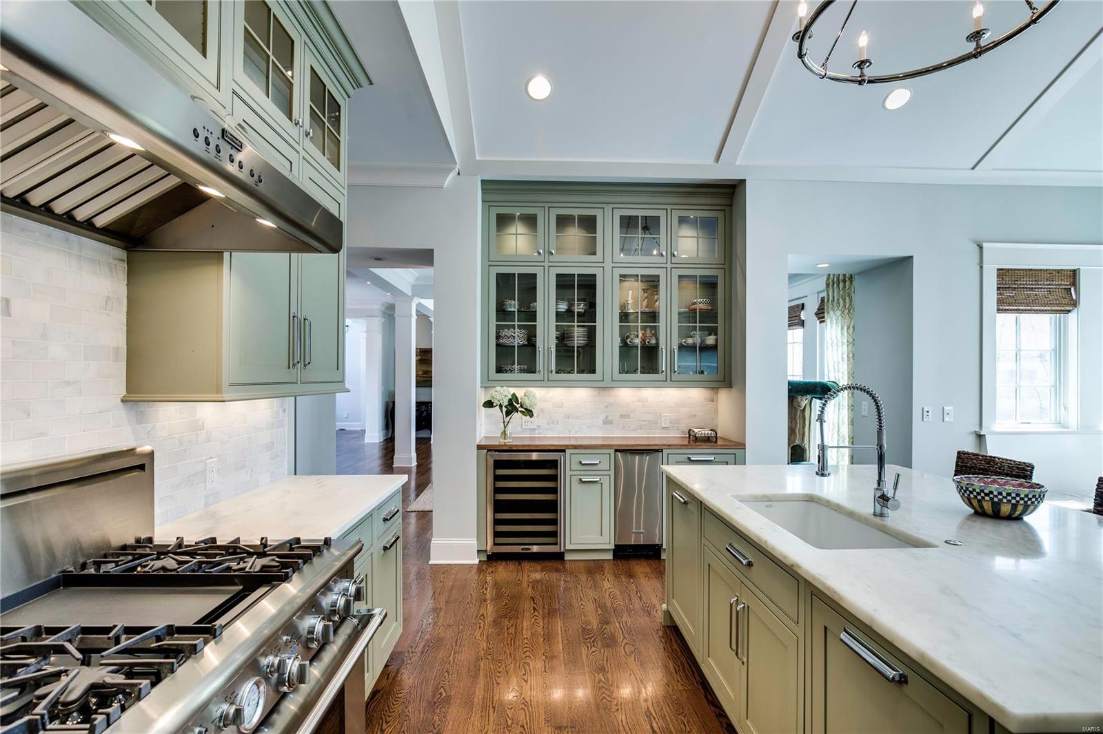 Mcdonald Tr Pt 2 Lts 31 & 32 & Sarpy - Residential