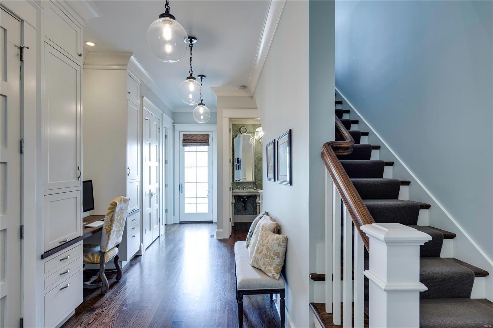 Mcdonald Tr Pt 2 Lts 31 & 32 & Sarpy - Residential