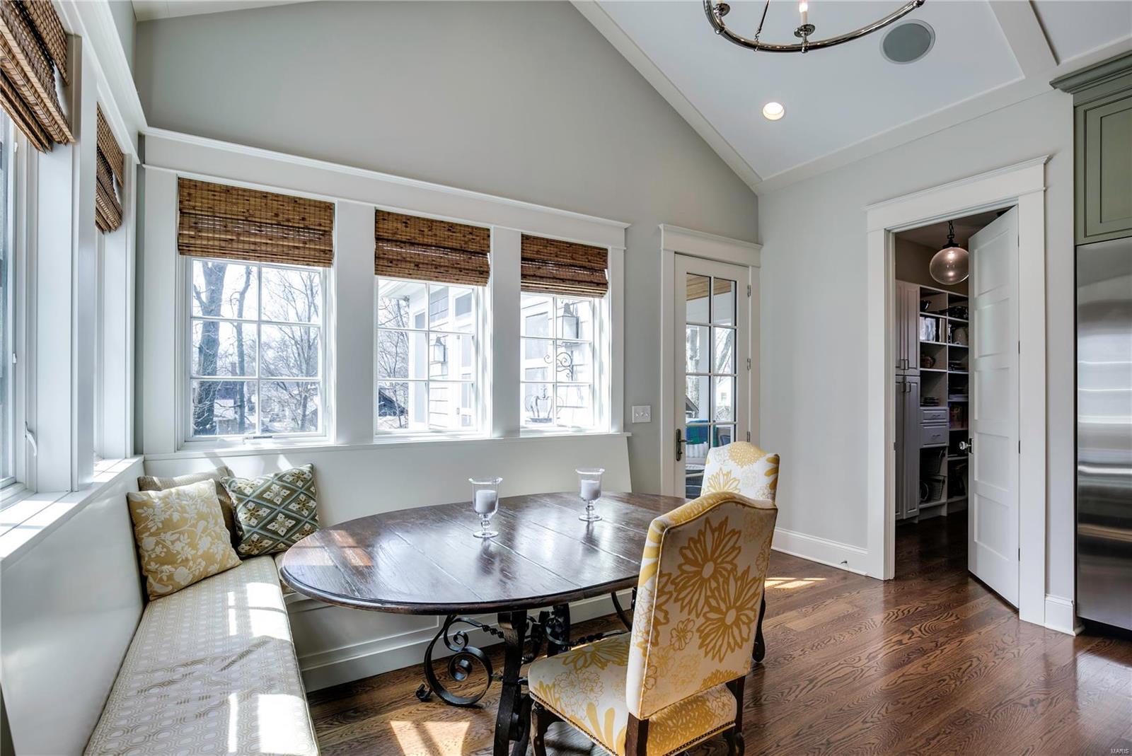 Mcdonald Tr Pt 2 Lts 31 & 32 & Sarpy - Residential