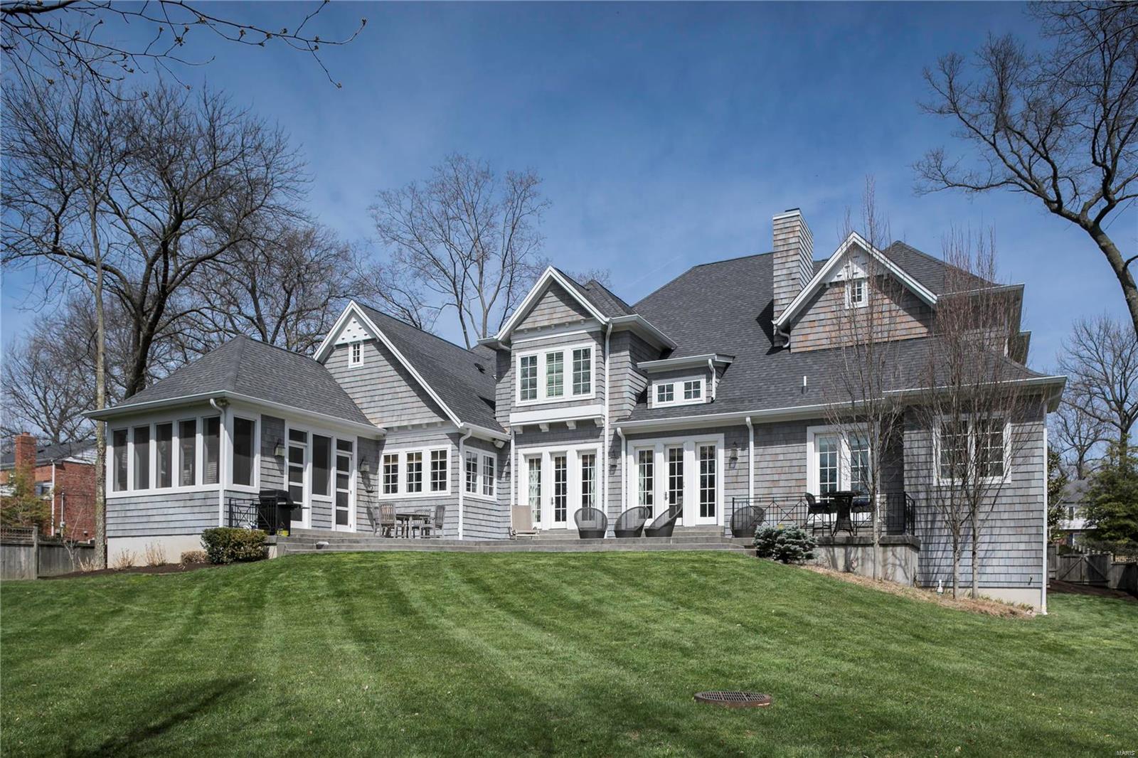 Mcdonald Tr Pt 2 Lts 31 & 32 & Sarpy - Residential