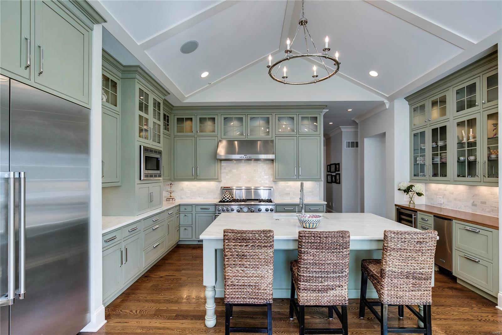 Mcdonald Tr Pt 2 Lts 31 & 32 & Sarpy - Residential