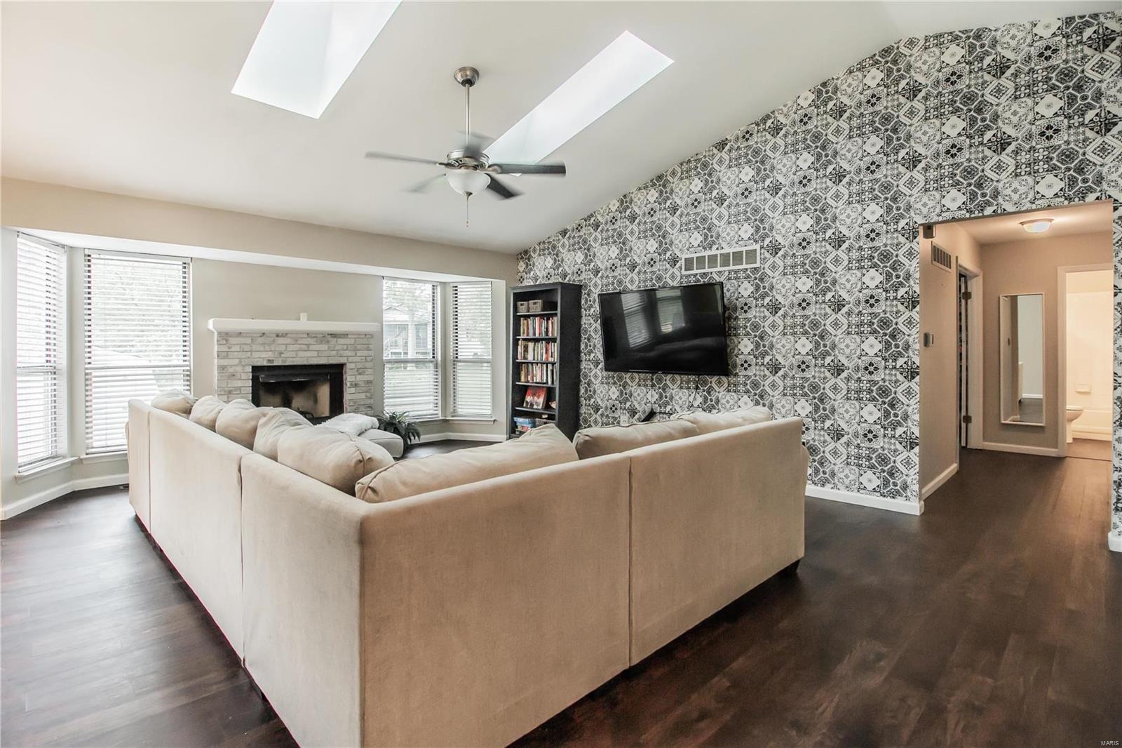 Fox Lake 5 - Residential