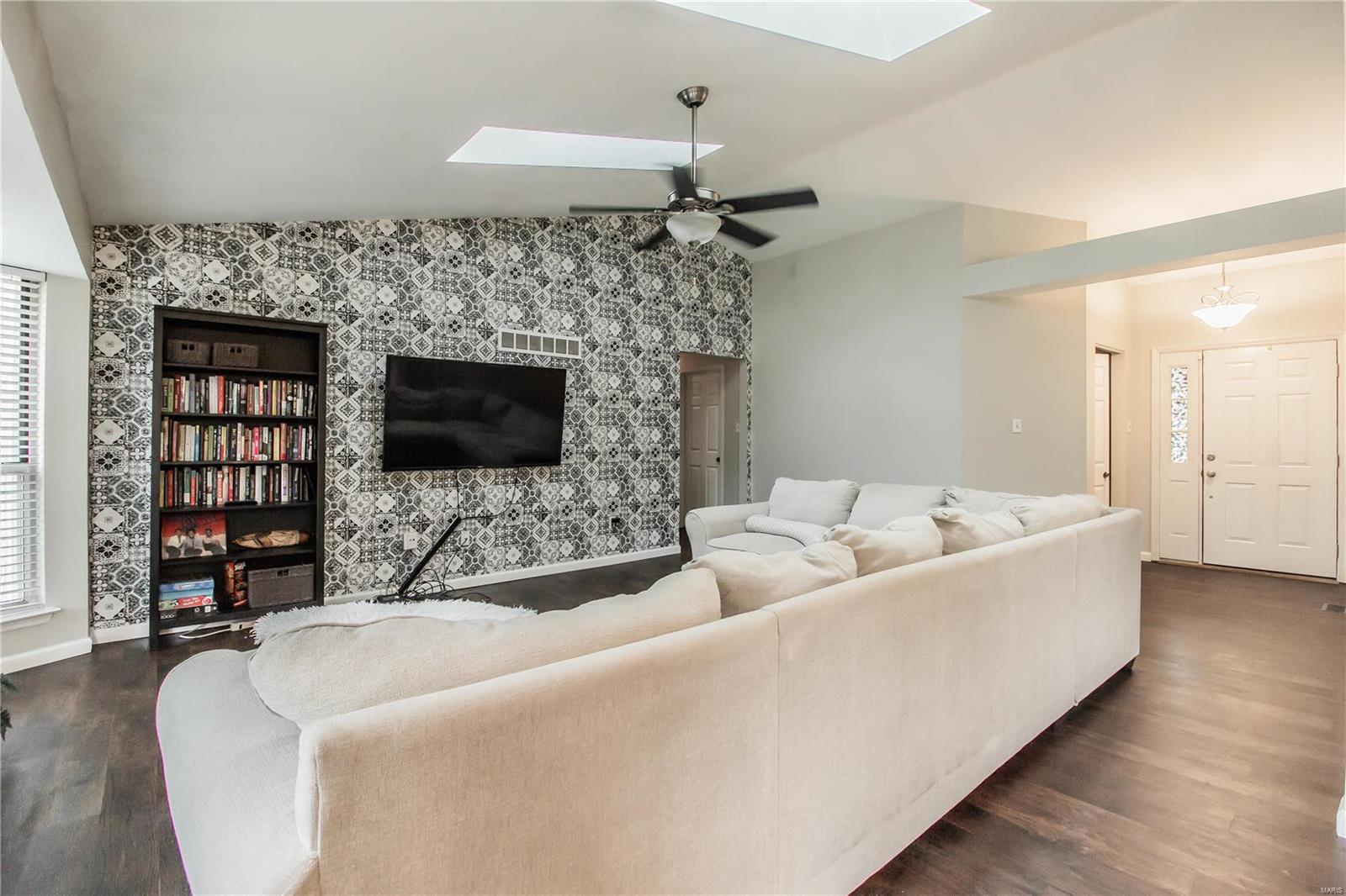 Fox Lake 5 - Residential