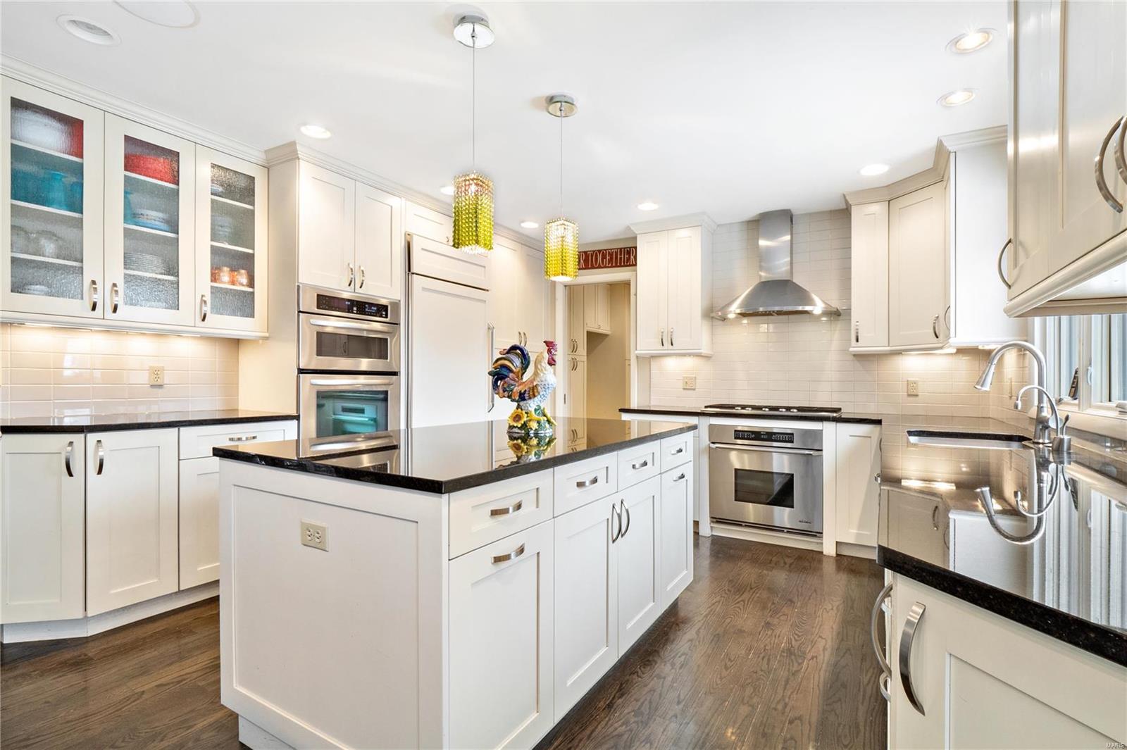 Chateaux Ladue West - Residential