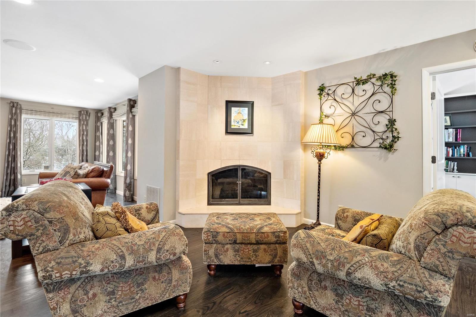 Chateaux Ladue West - Residential