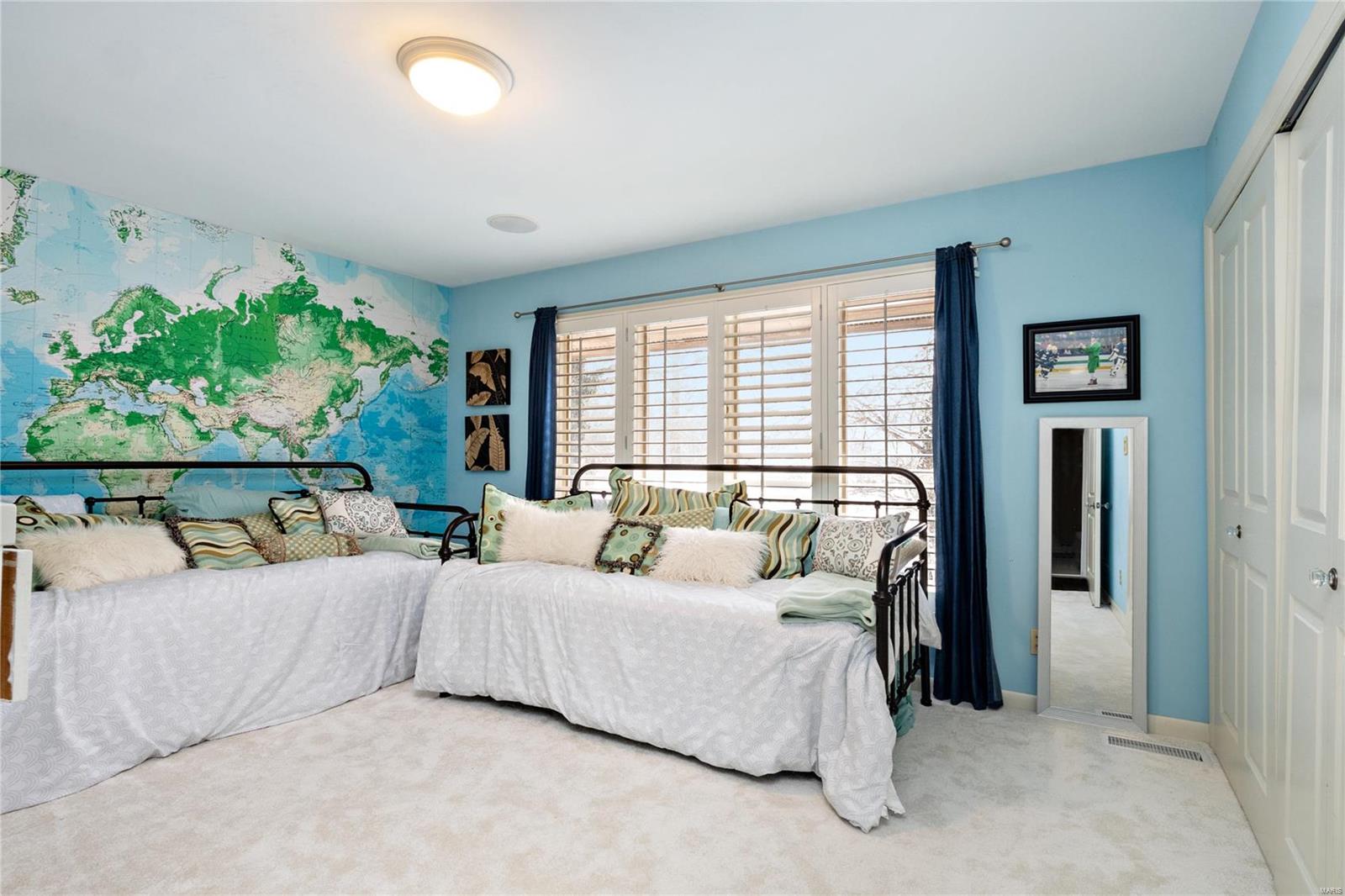 Chateaux Ladue West - Residential