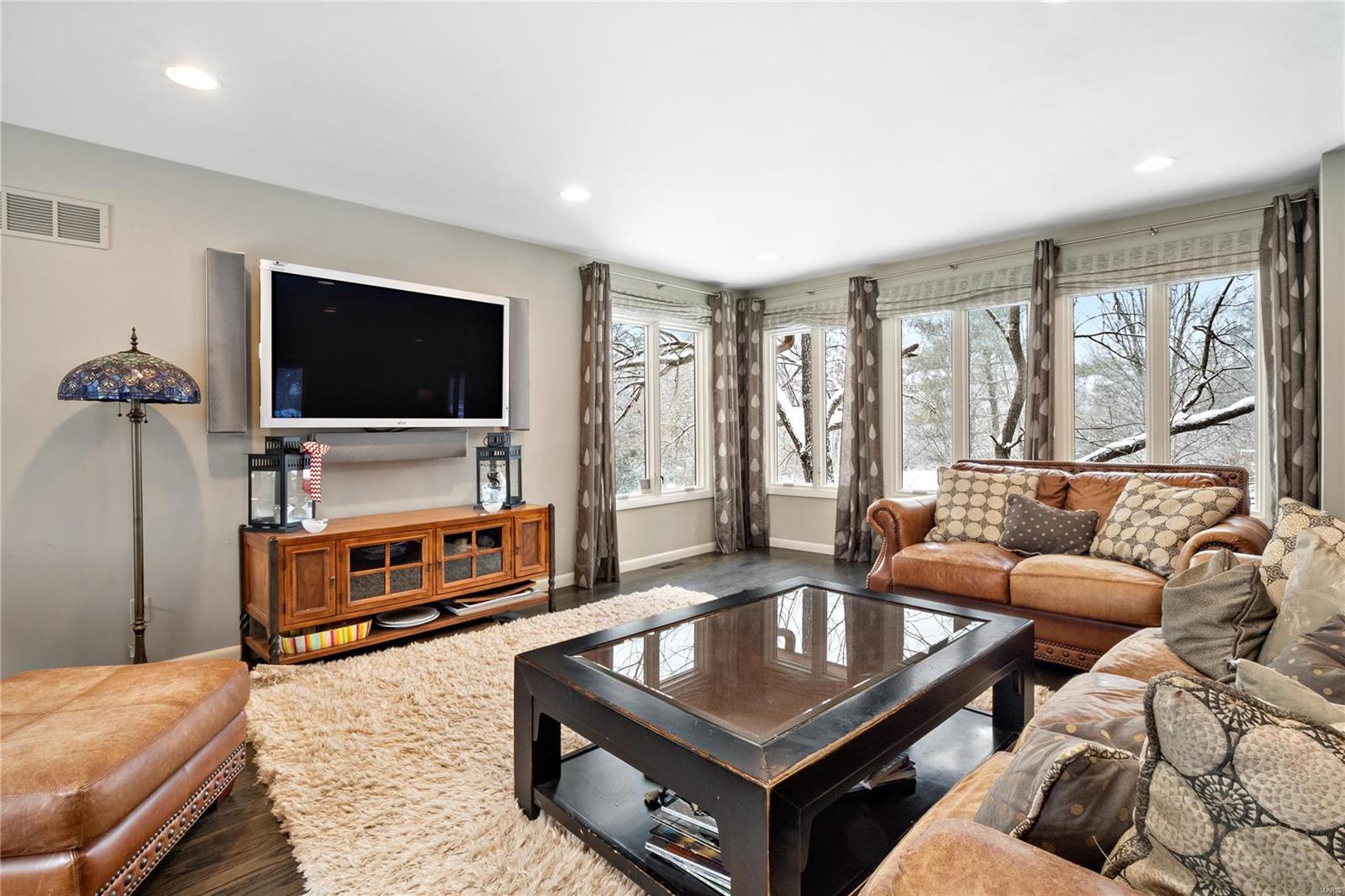 Chateaux Ladue West - Residential