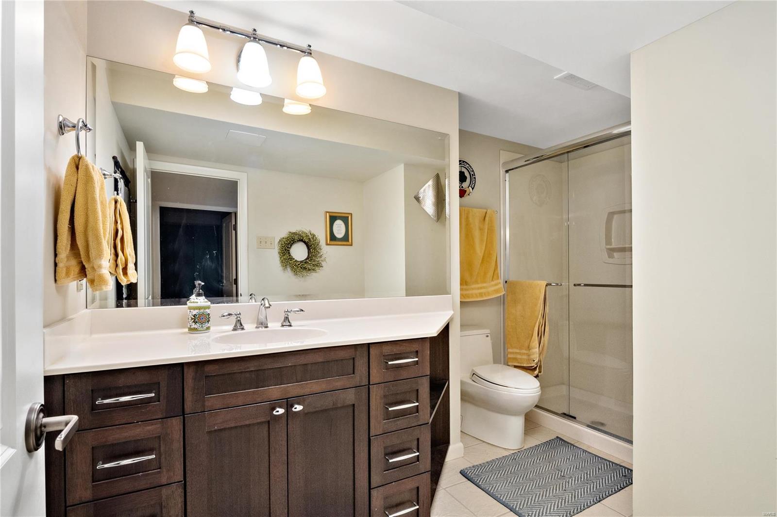 Chateaux Ladue West - Residential