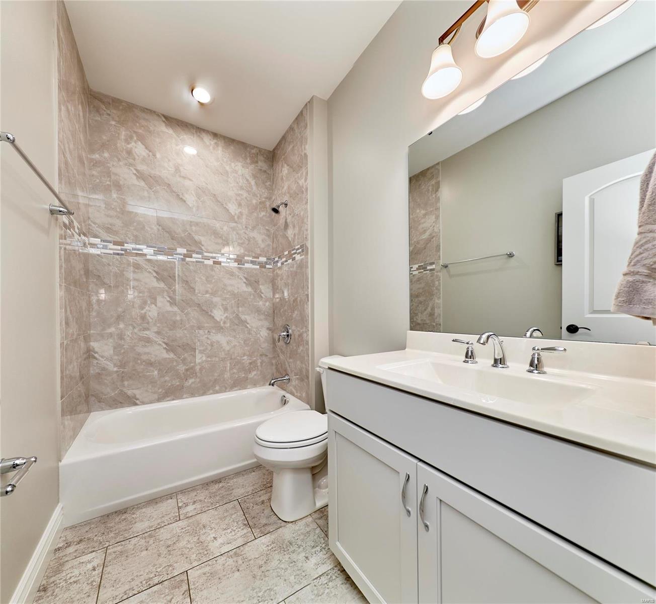 Rich Keen Court - Residential