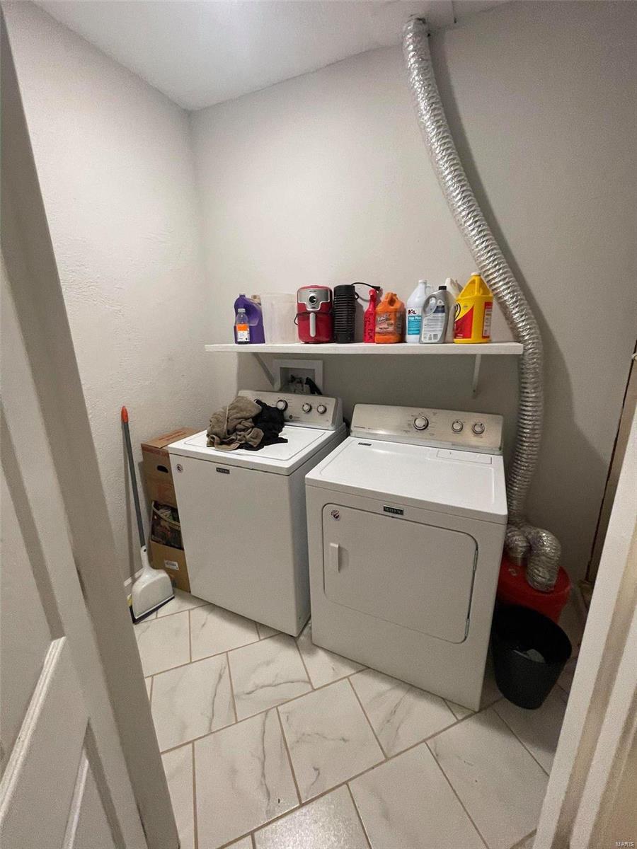 Niemeyers 01 Add/Old Monroe - Residential