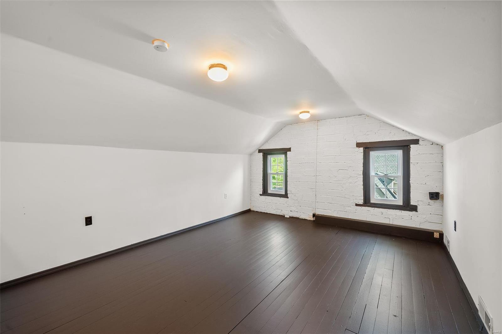 SHERWOOD FOREST 2ND ADD - Residential