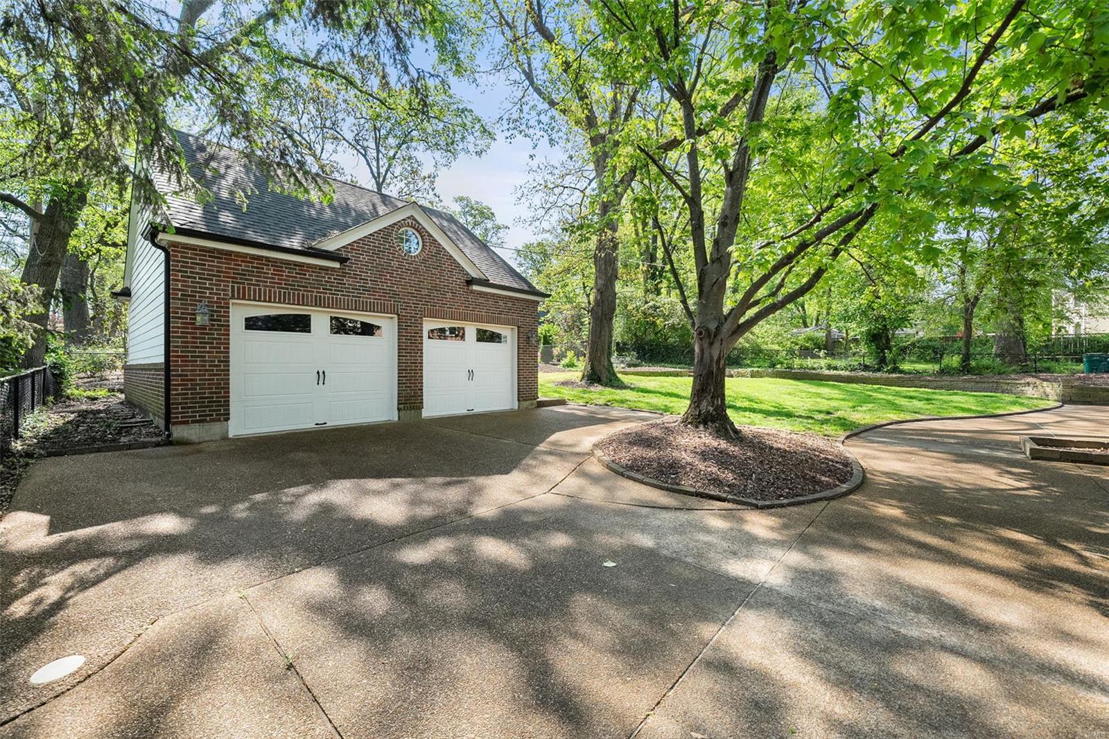 SHERWOOD FOREST 2ND ADD - Residential