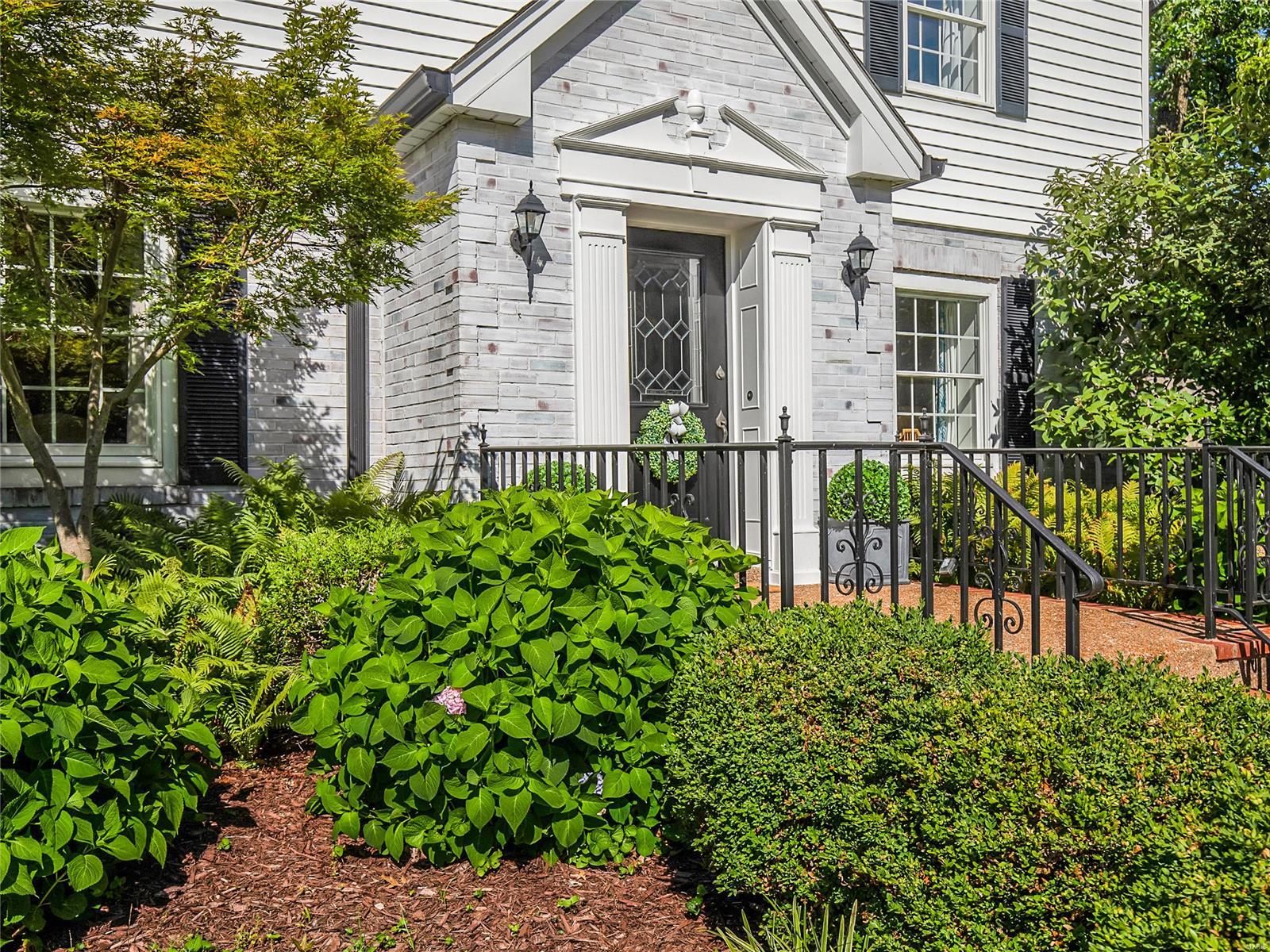 Fair Oaks Estate - Residential