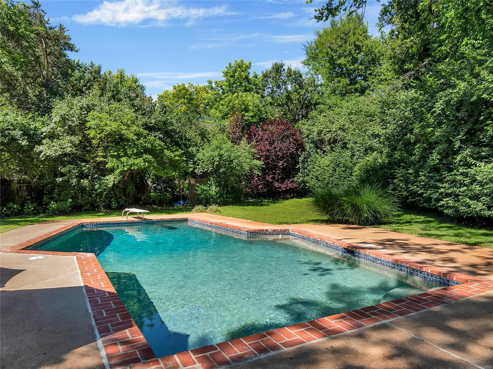 Fair Oaks Estate - Residential