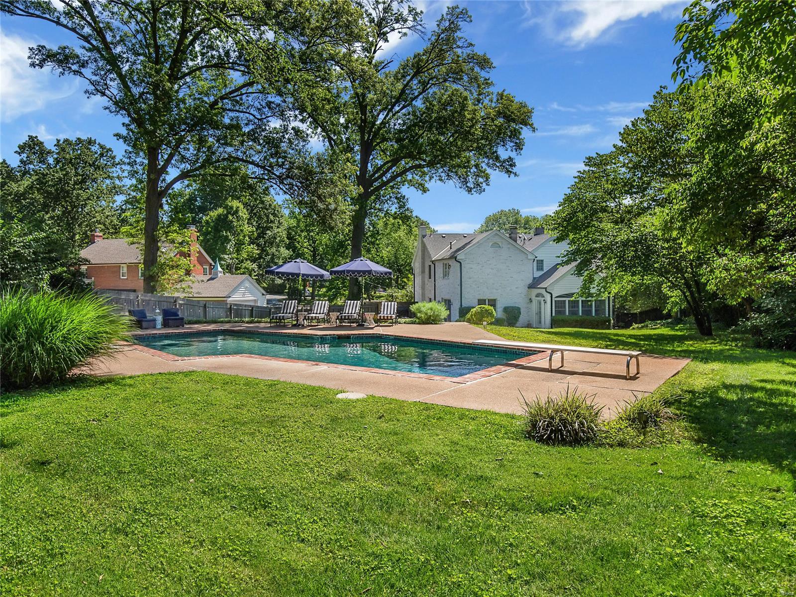 Fair Oaks Estate - Residential