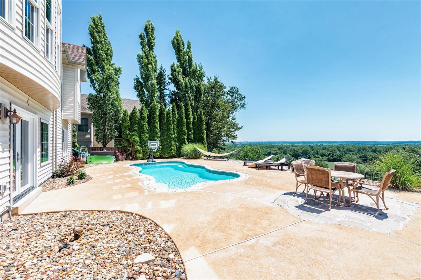 Greycliff Three - Residential