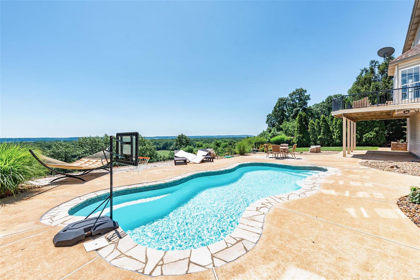 Greycliff Three - Residential