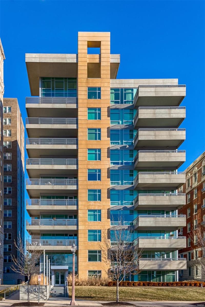 4545 Lindell Blvd - Residential