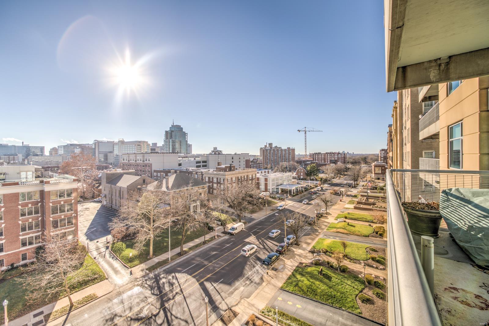 4545 Lindell Blvd - Residential