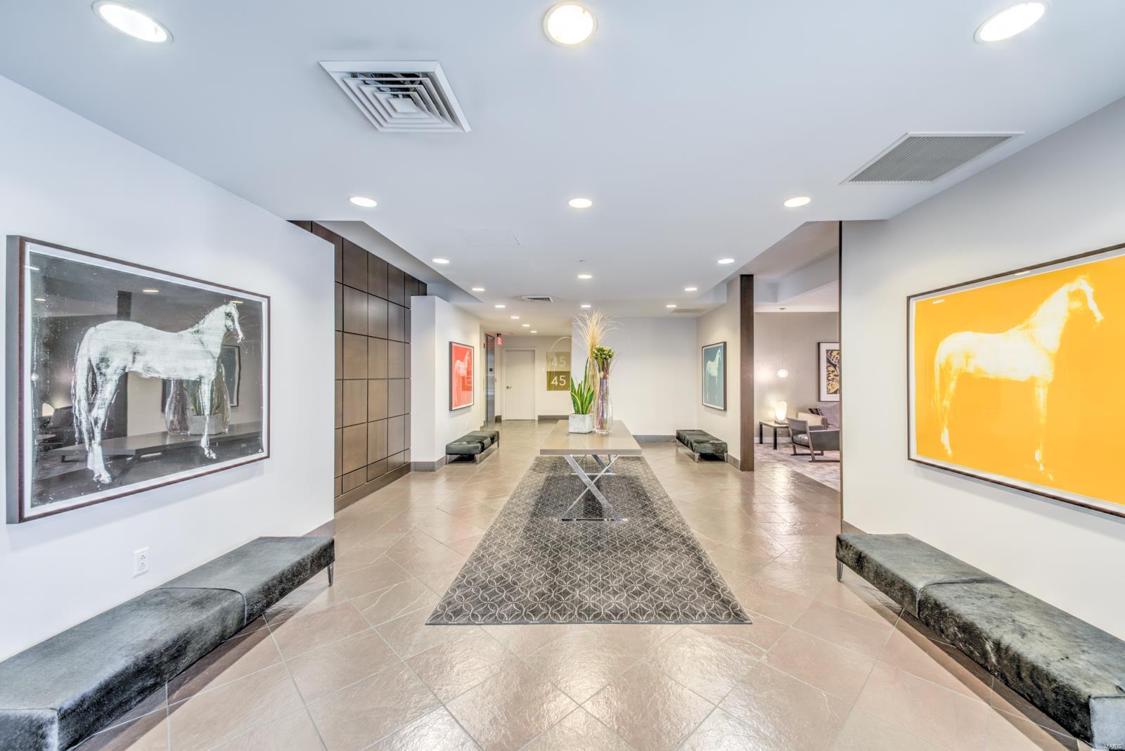 4545 Lindell Blvd - Residential